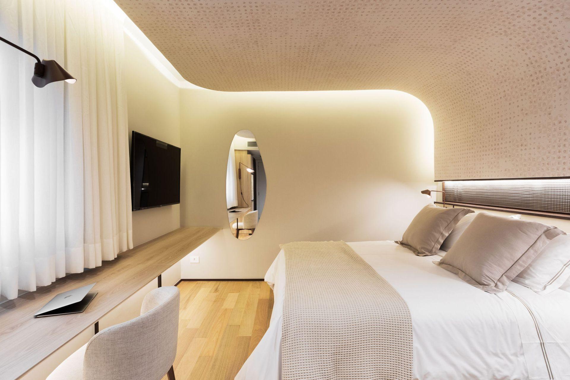 Qoya Hotel Curitiba, Curio Collection By Hilton Экстерьер фото A room at the hotel