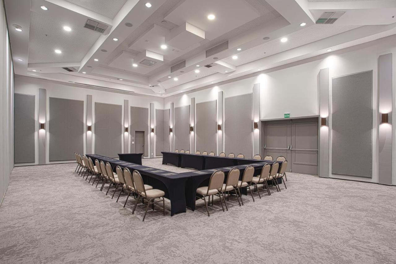 Qoya Hotel Curitiba, Curio Collection By Hilton Экстерьер фото Meeting room